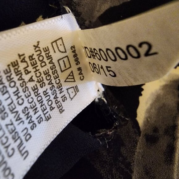 Express XS Feather Print Split Back Tank Top – Black & White Chiffon, Lightweigh - Picture 9 of 9